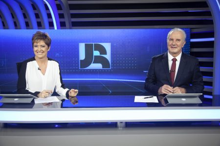 Jornal da Record cresce em audiência e fecha outubro na vice-liderança