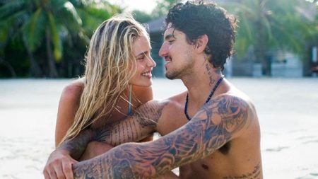 Amigos revelam importância de Yasmin Brunet na vida de Gabriel Medina; entenda