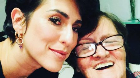 Fernanda Paes Leme emociona ao falar sobre morte da avó