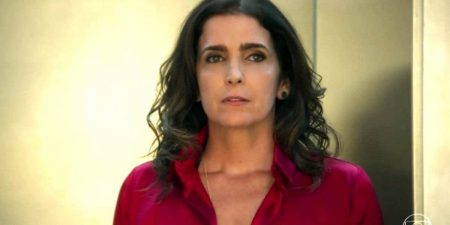 Haja Coração – Capítulo de Quinta-Feira (26/11): Rebeca faz anúncio sobre casamento