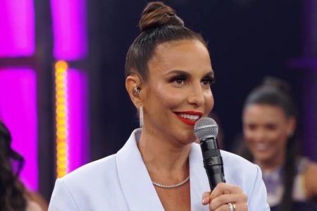Ivete Sangalo realiza “show particular” para as filhas e faz sucesso ao mostrá-las dançando