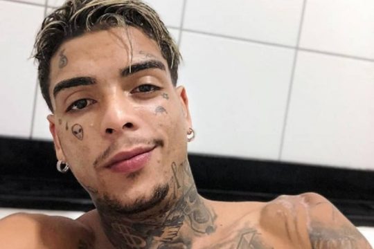 MC Kevin Faz Tatuagem Em Lugar Completamente Inusitado E Vira Piada