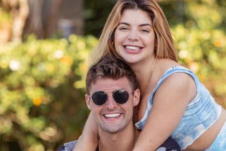 Affair de Gkay, youtuber Rezende ostenta carrão de luxo de mais de R$ 2 milhões