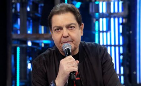 Filha de Faustão namora apresentador e surpreende em fotos com ele