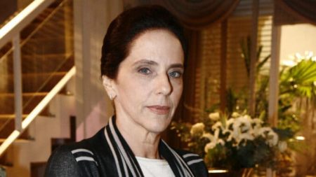 Morre a atriz Rosaly Papadopol, aos 64 anos, vítima de câncer