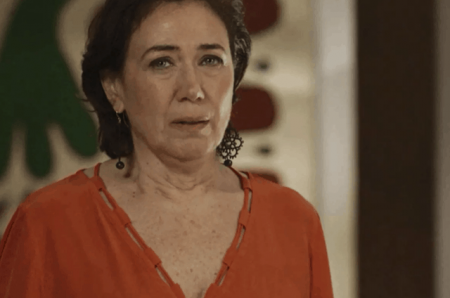 A Força do Querer – Capítulo de Sábado (19/12): Silvana teme atitude de Irene