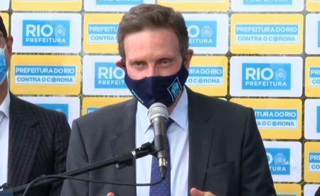 Assim como fez com Cunha, Lula e Temer, Globocop segue carro levando Crivella preso