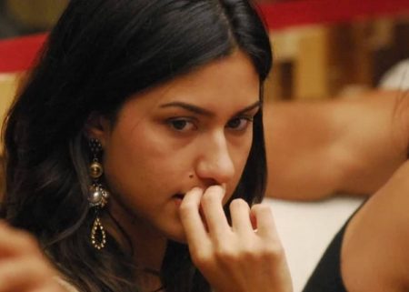 Ex-BBB Tessália choca ao revelar o que passou após o Big Brother