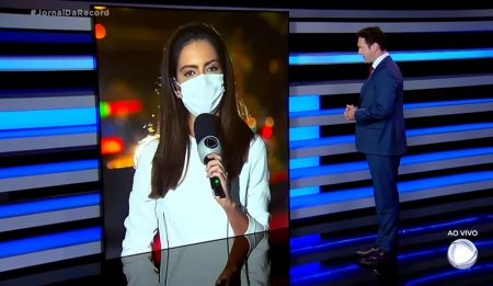 Eduardo Ribeiro quase chama por Patrícia Poeta no Jornal da Record