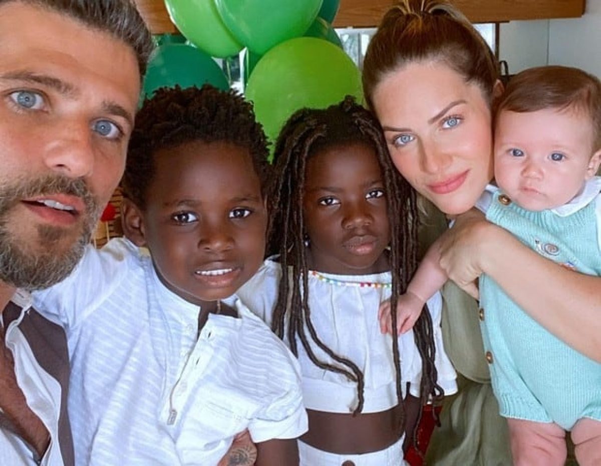 Giovanna Ewbank Revela O Que Titi Fez Ao Conhecer O Irmao Bless Em Casa Rd1