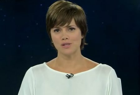 Âncora da TV Cultura dá risada com médico sincero ao vivo