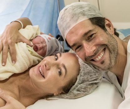 Ator Daniel Del Sarto festeja nascimento da primeira filha