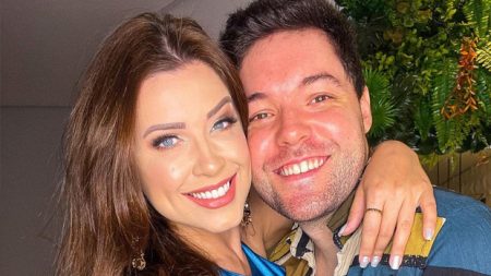 Ex-BBBs Andressa e Nasser comemoram 8 anos de namoro e anunciam novidade