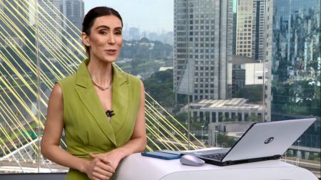 Globo tentar ocultar marcas durante matéria do Bom Dia SP
