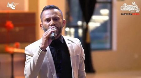 Após superar Covid, cantor gospel Flávio Camargo morre de pneumonia