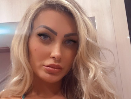 Andressa Urach volta com nome de prostituta em casa de strip-tease e diz que marido era seu cliente