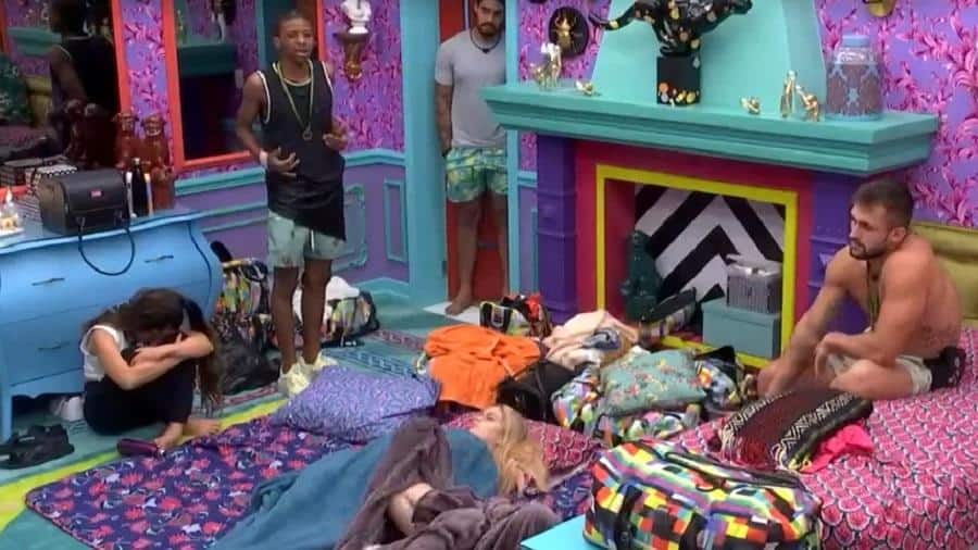 BBB 2021: Após treta, Lucas se desculpa e dispara recado aos brothers