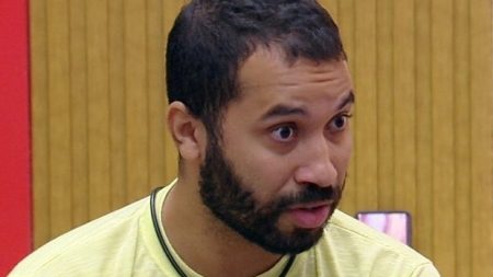 BBB 2021: Gilberto é aprovado em mais outro PhD e professor comenta novidade