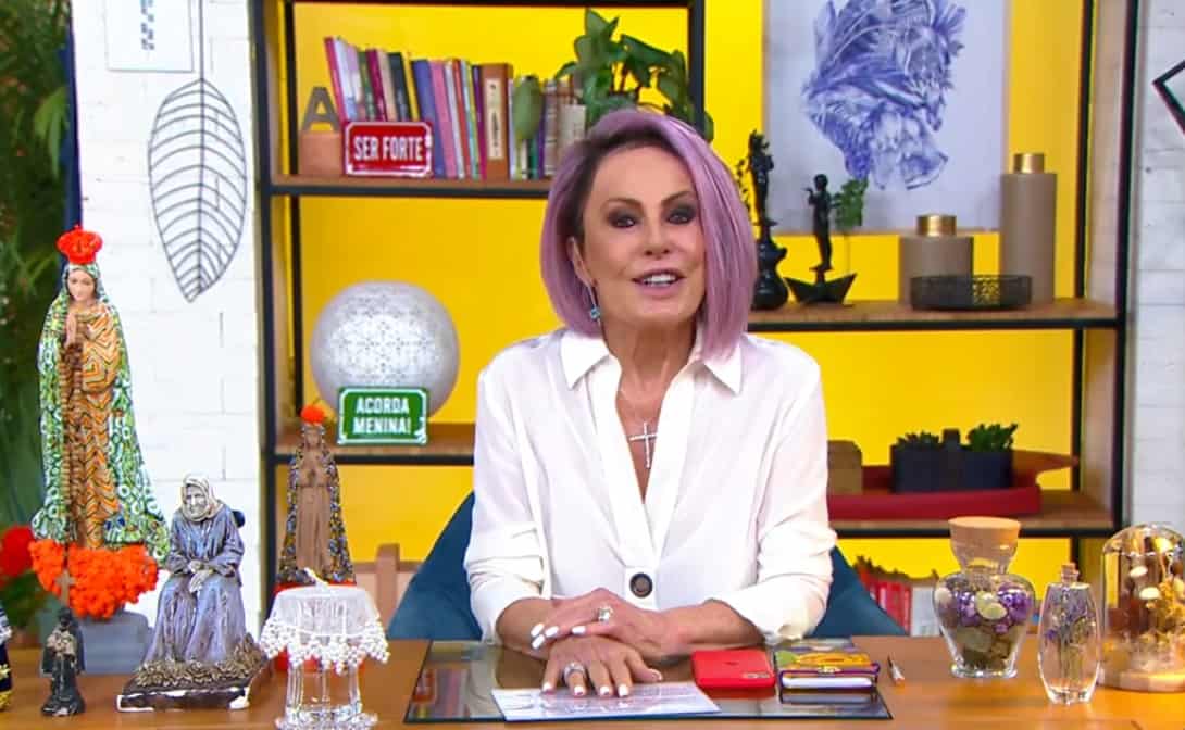 Ao vivo, Ana Maria Braga dá beijinho no ombro por estar mais magra