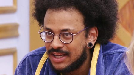 BBB 2021: João Luiz faz pedido inusitado no confessionário e é atendido pela produção