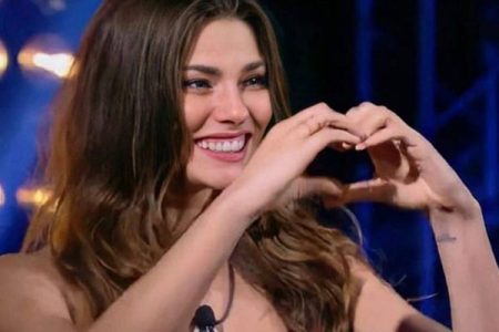 Mesmo com campanha, brasileira perde final do “BBB italiano” e termina em 4º lugar