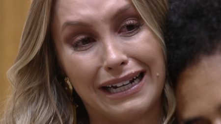 BBB 2021: Carla Diaz chora copiosamente e reclama da ingratidão de Arthur