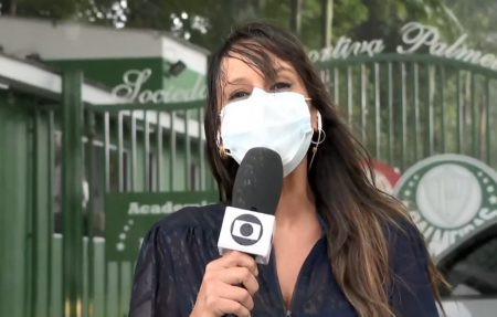 Repórter da Globo é surpreendida por chuva e toma banho ao vivo
