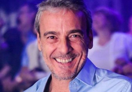 Solteiro, Alexandre Borges fala sobre chuva de elogios para Joelma