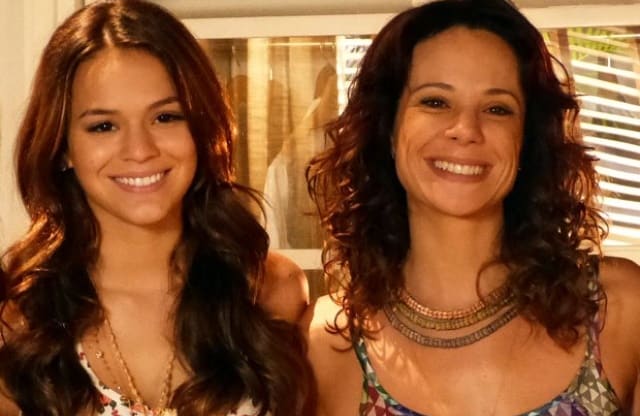 Vanessa Gerbelli volta a ser mãe de Bruna Marquezine na Netflix e faz revelação