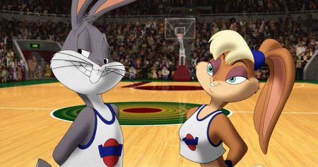 Diretor de Space Jam 2 explica mudança no visual de personagem histórica