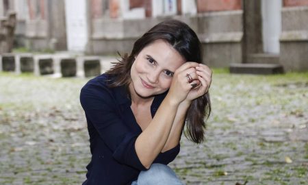 Bianca Comparato retorna ao Brasil após período nos EUA para novos projetos