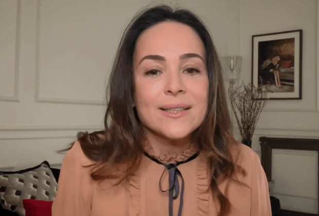 Em entrevista a Bial, Gabriela Duarte desabafa sobre apoio da mãe a Bolsonaro