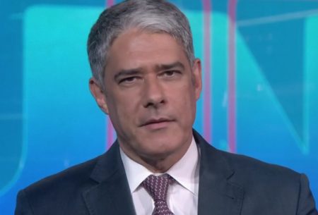 Jornal Nacional sofre pane e William Bonner surpreende com reação ao vivo