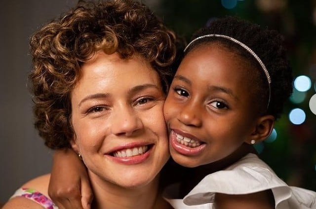 Leandra Leal abre o jogo sobre mudança de visão acerca do racismo após adoção