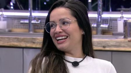 BBB 2021: Juliette tem momento sincerão e lista quais brothers pegaria