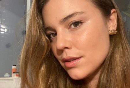 Alice Wegmann abre o jogo sobre relacionamento aberto e sexualidade
