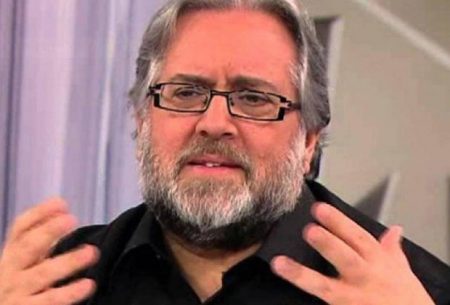 Leão Lobo revela que namorou assassino de crianças