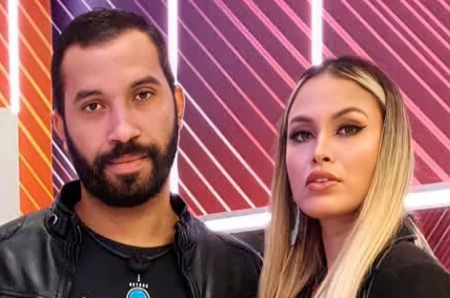 Ex-BBB Sarah visita Gil em hotel e reação da mãe do brother viraliza