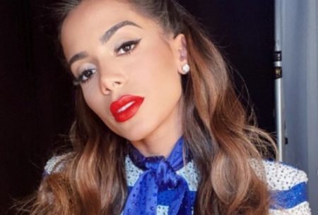 Crítica do Governo Bolsonaro, Anitta comemora saída de Ricardo Salles