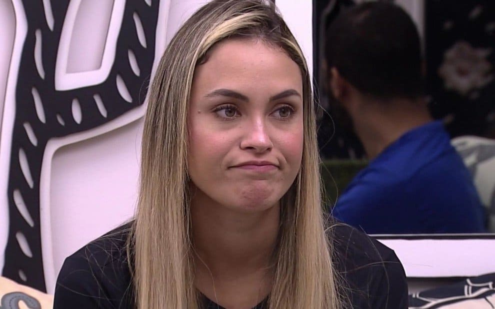 Dispensada da Globo, Sarah Andrade vai parar na RedeTV! e grava o Mega Senha