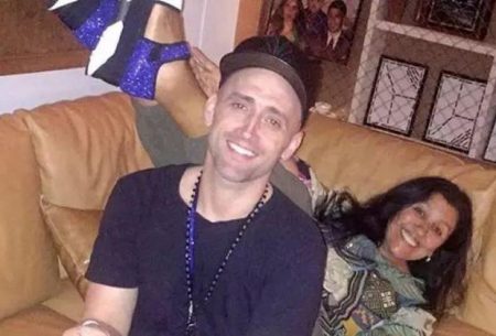 Regina Casé mostra encontro emocionante com a mãe de Paulo Gustavo