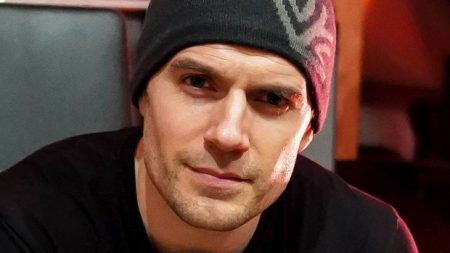 Henry Cavill dá bronca nos fãs após especulações maldosas sobre seu novo namoro