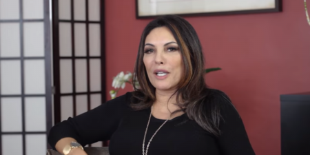 Márcia Goldschmidt revela que Silvio Santos ofereceu vaga de Hebe Camargo