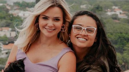 Marcela McGowan confirma planos de ter filhos com Luiza e revela intimidades do casal