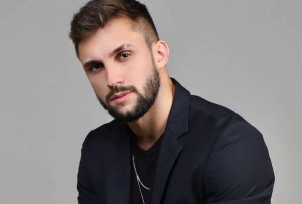 Ex-BBB Arthur Picoli nega contrato com SporTV e faz mistério sobre futuro
