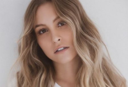 Carla Diaz faz desabafo sobre ataques nas redes sociais