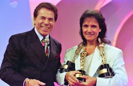 SBT exibe encontros raros de Silvio Santos com Roberto Carlos, Angélica e Ivete Sangalo