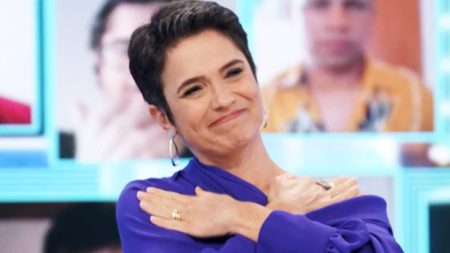 Sandra Annenberg é ovacionada na Globo por discurso a favor da vacina contra Covid-19