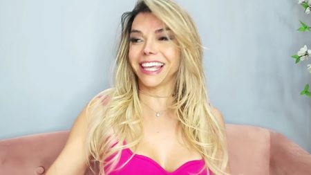 Léo Áquilla se diverte ao contar história constrangedora de ida ao urologista