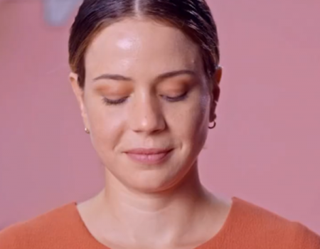 Leandra Leal diz que ser fumante é uma comorbidade e anuncia decisão